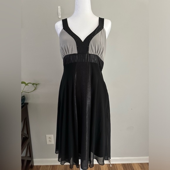 Jonathan Martin Petite Midi Strap Chiffon Studded Dress Size 10 P Party Cocktail - Picture 1 of 11